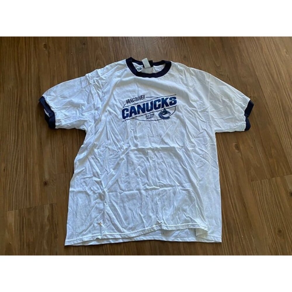 Vancouver Canucks NHL Old Time Hockey Shirt (XXL)